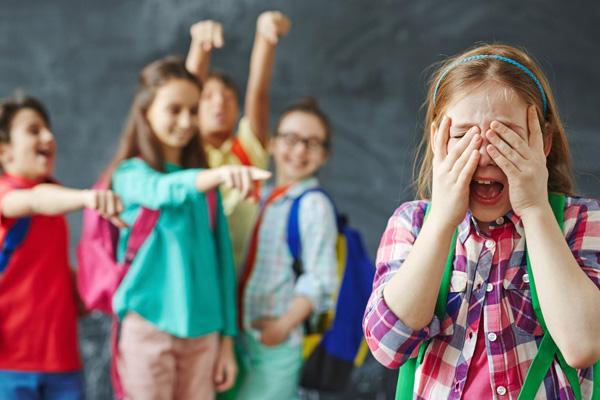 Các chòm sao dễ trở thành nạn nhân của bắt nạt học đường và cách phản kháng khôn khéo-1