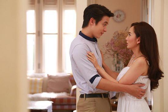 Nhìn người yêu trang điểm cầu kì, tôi gắt gỏng thì sững người khi biết lý do