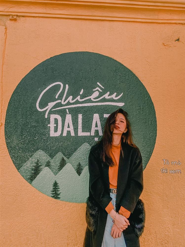 Hot girl ống nghiệm Lan Thy tái xuất sau thời gian quy ẩn, nhan sắc gây chú ý-2