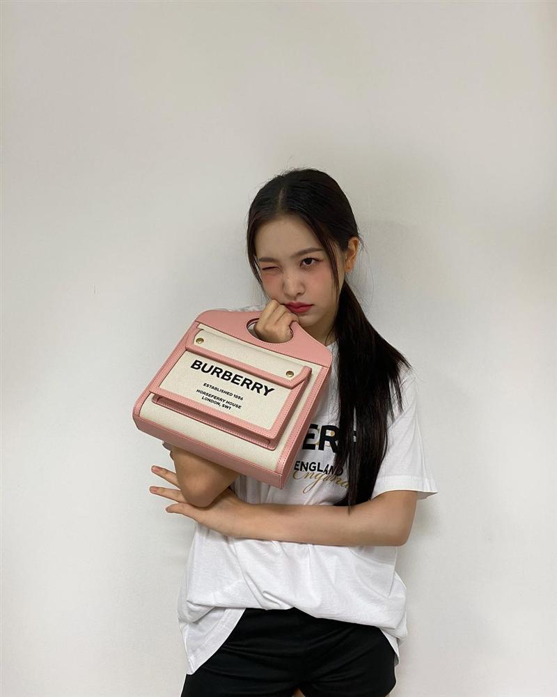 5 cách tạo kiểu tóc thẳng siêu sang quý tộc, ngắm rồi muốn đi làm ngay và luôn-2