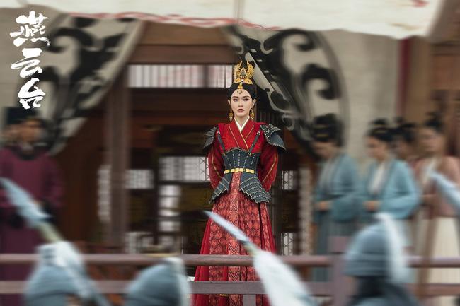 Các kiểu make-up lồng lộn quá đà của mỹ nhân Hoa ngữ-4