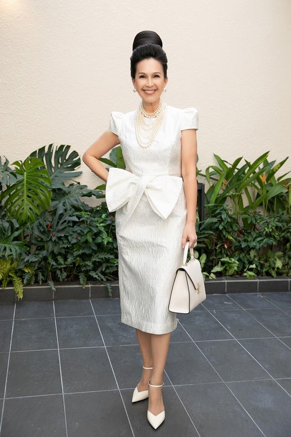 Mỹ nhân Việt hack tuổi với trang phục Đỗ Mạnh Cường-6