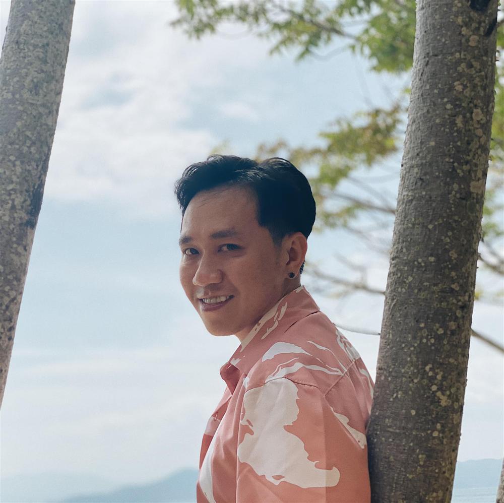 Anh Đức lộ mặt mộc đời thực khác xa dung mạo trên truyền hình-1