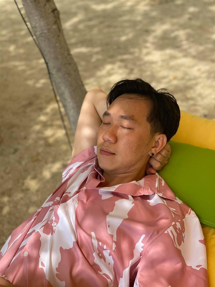 Anh Đức lộ mặt mộc đời thực khác xa dung mạo trên truyền hình-2