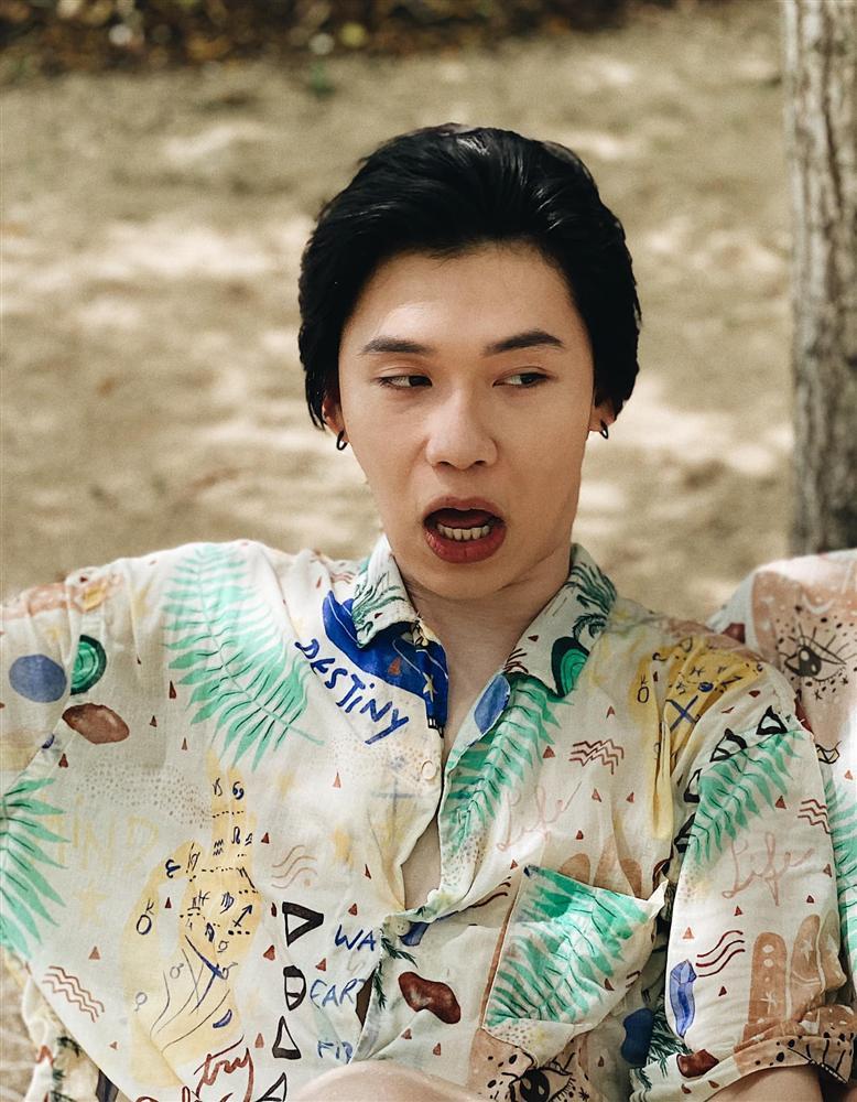 Anh Đức lộ mặt mộc đời thực khác xa dung mạo trên truyền hình-9