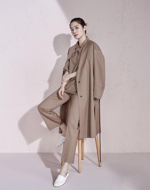 Mỹ nhân Giày Thuỷ Tinh sau 18 năm: Ác nữ đóng cảnh bỏng mắt, tuổi U50 phim vận vào đời-3