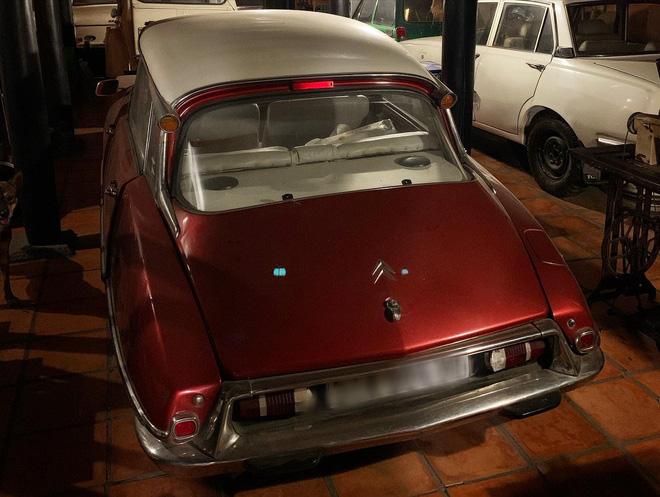 CEO 21 tuổi Tống Đông Khuê sở hữu BST xế hộp gần trăm tỷ đồng-15