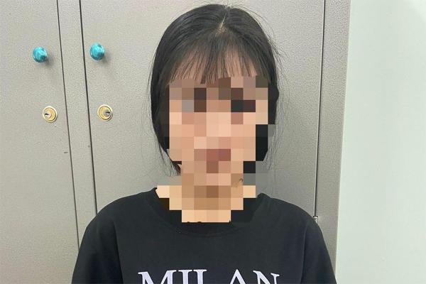 Tiêu tiền của công ty, cô gái báo tin giả bị cướp để được thông cảm-1