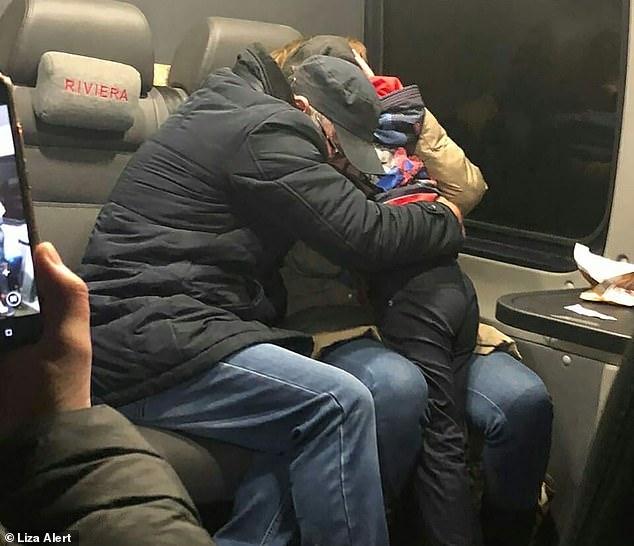 Căn hầm bí mật chứa bé trai 7 tuổi, kẻ ác giam cầm để thỏa mãn ấu dâm-6