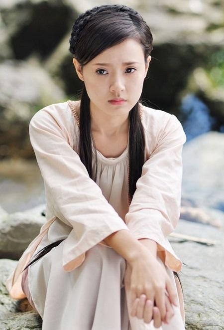 Phan Thành đã là chồng người ta, vậy hôn thê cũ Midu giờ sống ra sao?-10