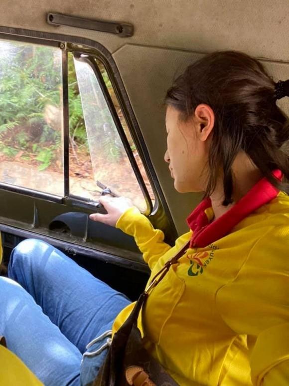 Trang Trần gặp hành trình từ thiện bão táp: Xe vỡ kính, tưởng lao xuống vực-2