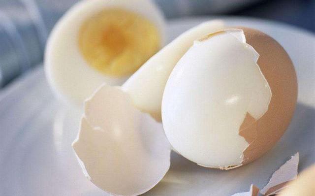 Ăn trứng không chuẩn thế này chỉ rước độc tố vào người, bỏ gấp kẻo tiền mất tật mang-3
