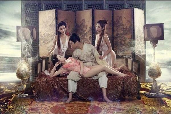 Nữ chính phim 18+ bị cấm chiếu vĩnh viễn: Hẹn hò xã hội đen, khoe thân hút sự chú ý-5