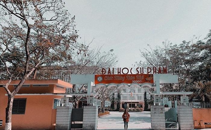 3 ngôi trường ở Huế có không gian check-in vạn người mê-9