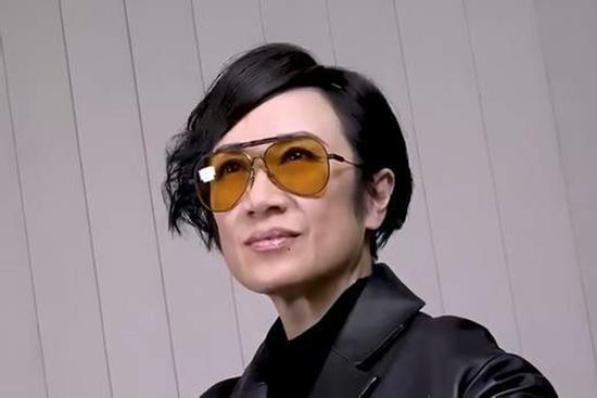 Trải nghiệm ngủ trong túi đựng xác chết không thể quên của nghệ sĩ lão làng TVB