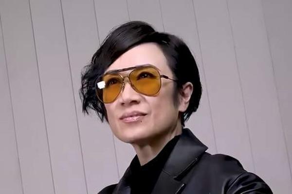 Trải nghiệm ngủ trong túi đựng xác chết không thể quên của nghệ sĩ lão làng TVB-2