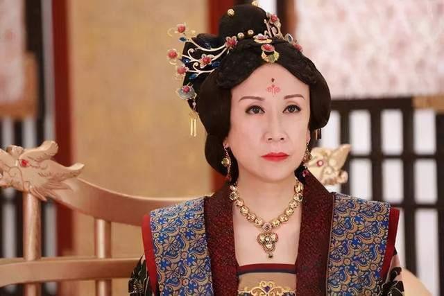 Trải nghiệm ngủ trong túi đựng xác chết không thể quên của nghệ sĩ lão làng TVB-7