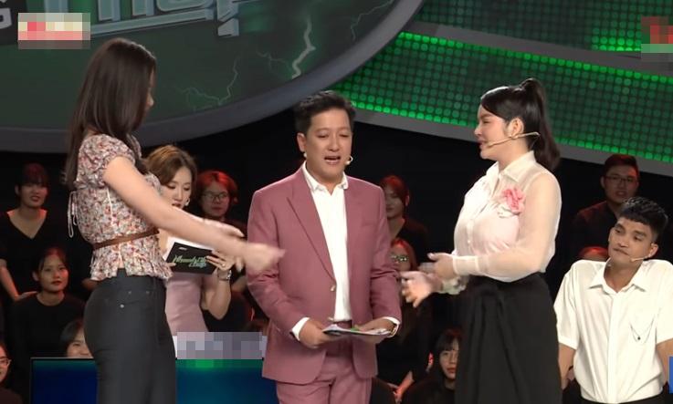 Lý Nhã Kỳ hở bạo sau khi giảm cân cấp tốc-7