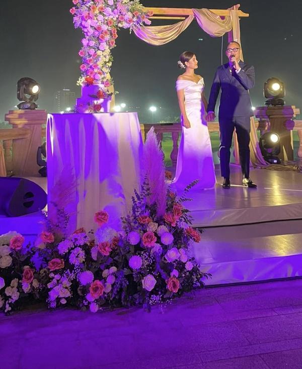 Clip: MC Thu Hoài quẩy banh nóc trong đám cưới với ông xã doanh nhân-2