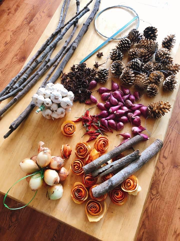 Mẹ 8X tự tay làm cây thông Noel hành tỏi, độ sáng tạo khiến hội chị em nể phục-3