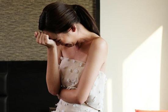 Đám hỏi đang tổ chức linh đình, mẹ tôi bỗng xuất hiện rồi quậy tung khiến nhà trai kéo nhau về sạch