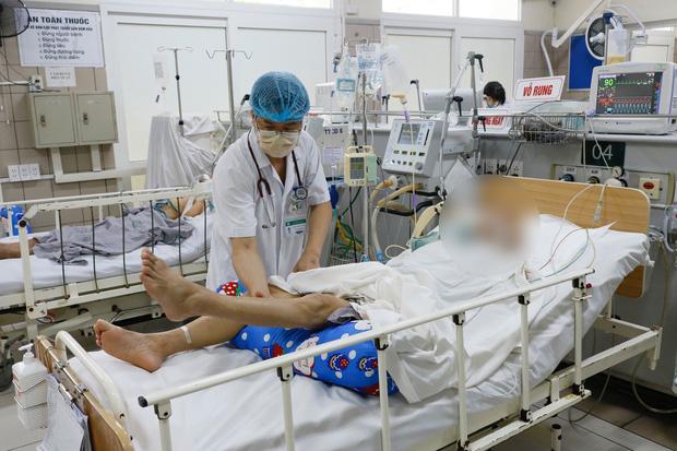 Cụ ông 70 tuổi ở Hà Nội tử vong do ngộ độc pate Minh Chay-1