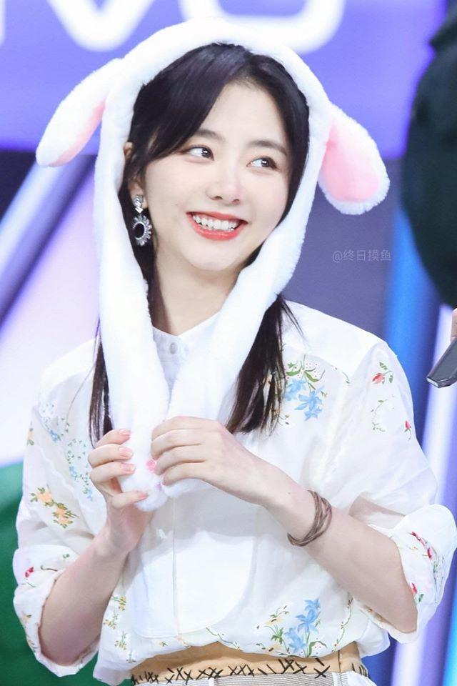 3 nhan sắc sinh năm 1990 nổi bật của làng giải trí Hoa ngữ-5