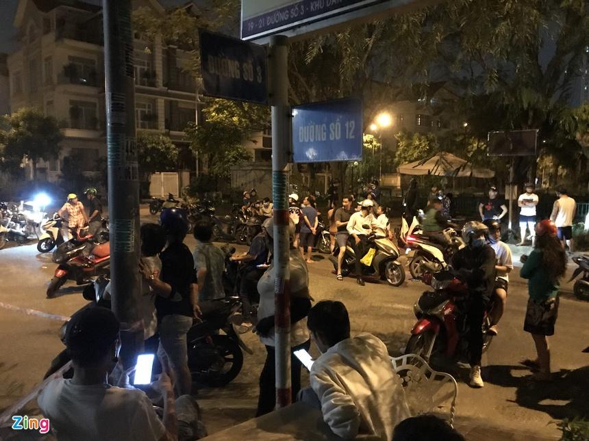 Cảnh sát phong tỏa nơi phát hiện thi thể người trong vali-5