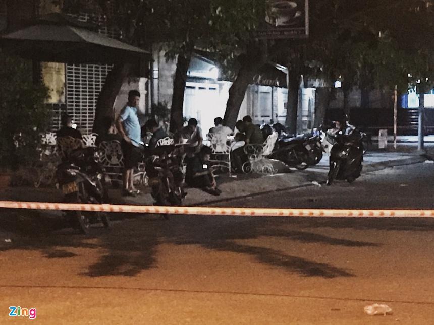 Cảnh sát phong tỏa nơi phát hiện thi thể người trong vali-6