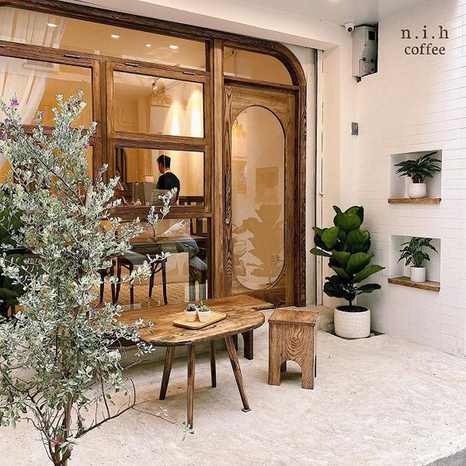 Ghé 4 quán cà phê có mặt tiền xịn xò, nhìn đã muốn check-in cháy máy dù chưa bước vào bên trong-7