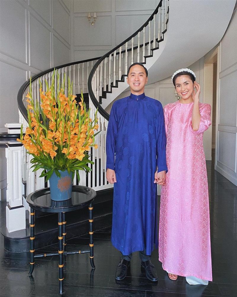 Sánh bước bên ông xã, Hà Tăng lên đồ xuất sắc bảo sao Louis Nguyễn nghiện vợ đến thế-7
