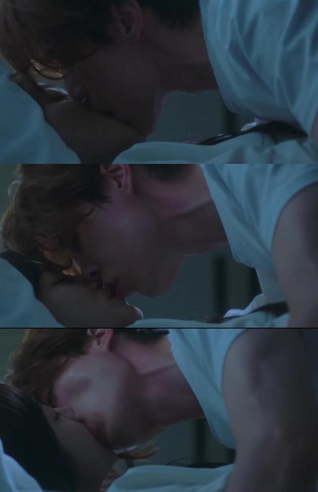 Sự thật hài hước đằng sau cảnh ôm tình tứ trên biển của Hồ ly Lee Dong Wook-3