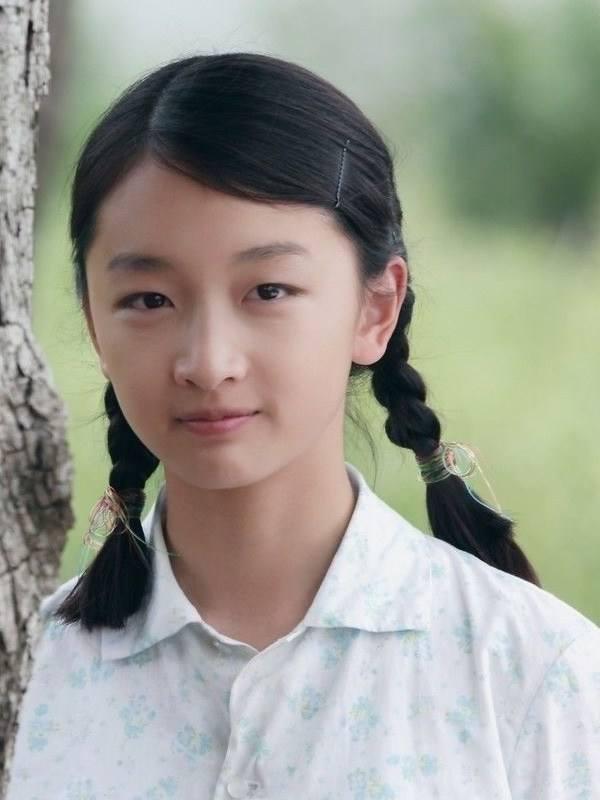 Châu Đông Vũ: Tam Kim Ảnh Hậu kém sắc bị ghét vì đời tư phức tạp, thái độ hách dịch-1