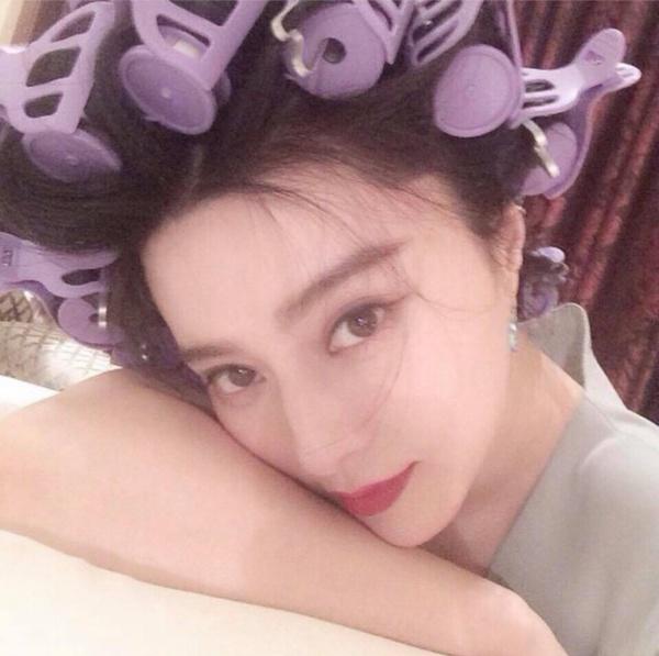 Choáng ngợp làn da mộc 100% của Phạm Băng Băng, chị em đôi mươi còn kém xa-3