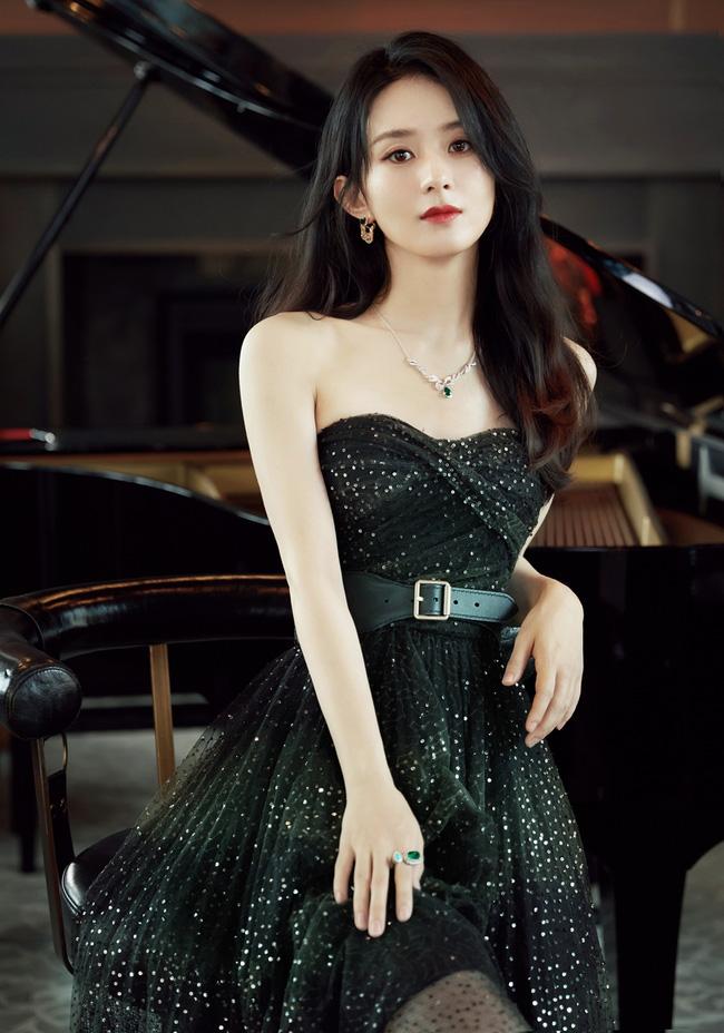 Châu Đông Vũ nhận Tam Kim Ảnh Hậu, Dương Mịch - Triệu Lệ Dĩnh - Đường Yên bị mắng té tát-4