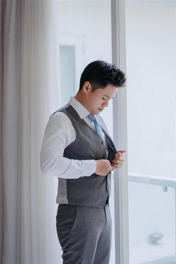 Dàn phù dâu, phù rể toàn trai đẹp gái xinh lộ diện trong đám hỏi Phan Thành - Xuân Thảo-4