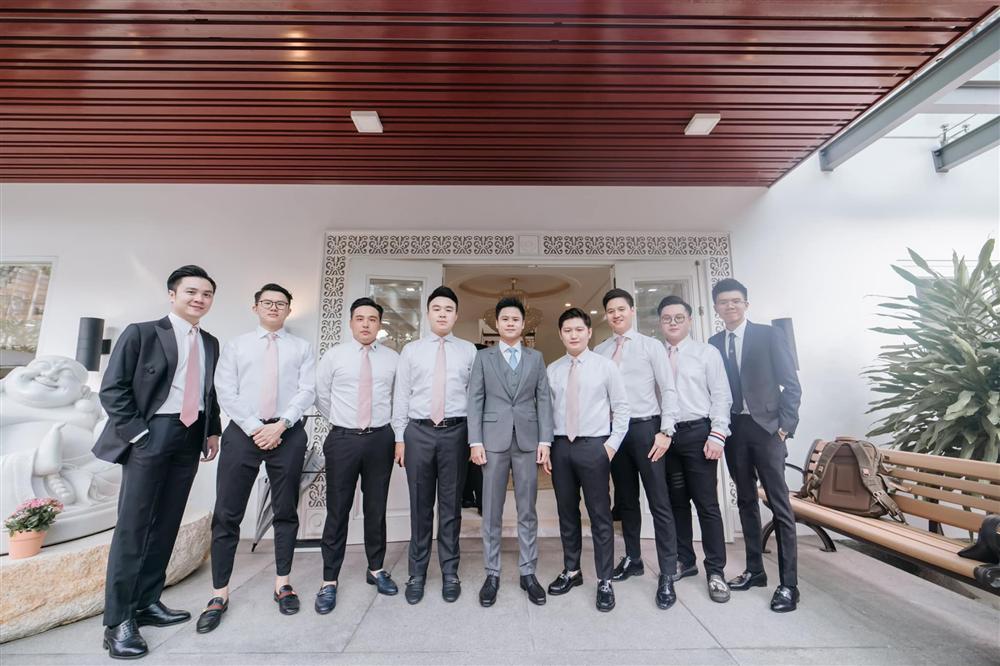 Dàn phù dâu, phù rể toàn trai đẹp gái xinh lộ diện trong đám hỏi Phan Thành - Xuân Thảo-2