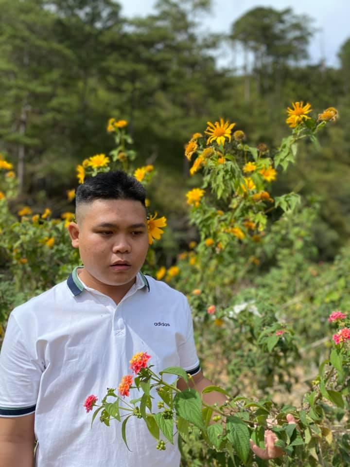 Cười bò bộ ảnh quàng tử bên bụi dã quỳ của 9X quyết chí lên Đà Lạt lập nghiệp-3