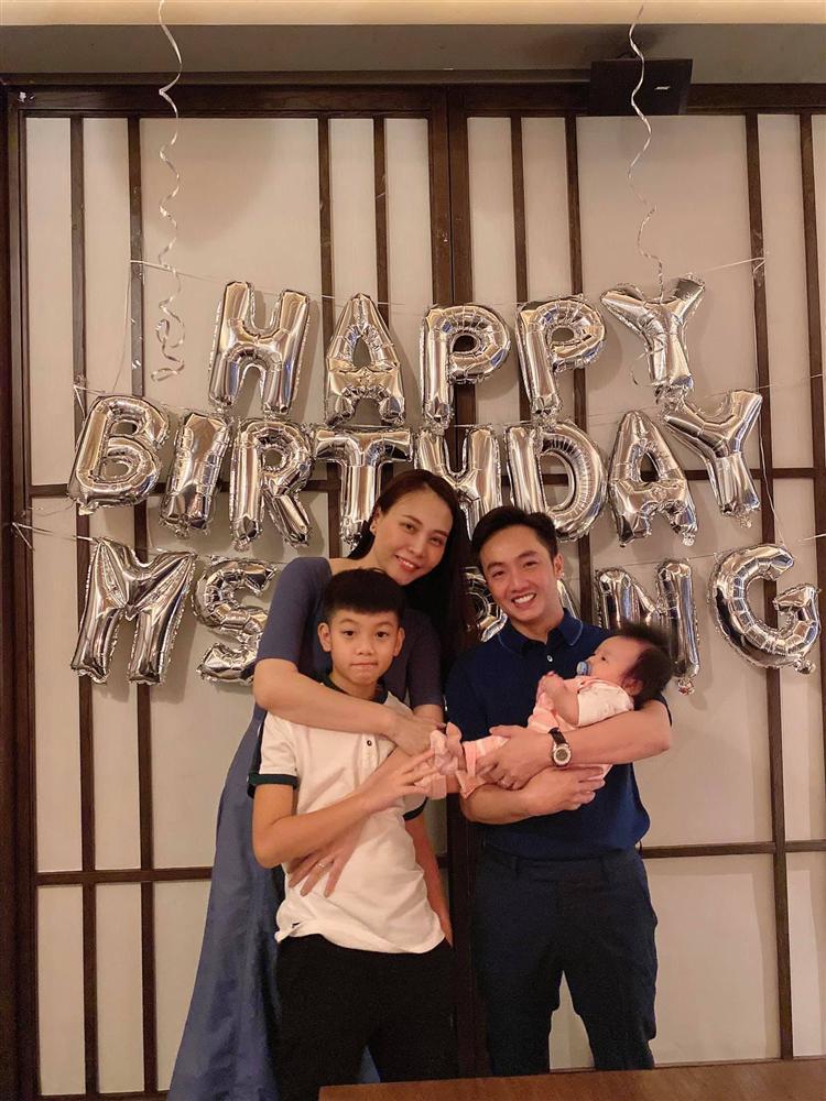 Đàm Thu Trang được chồng tổ chức sinh nhật, hành động với Subeo gây chú ý-2