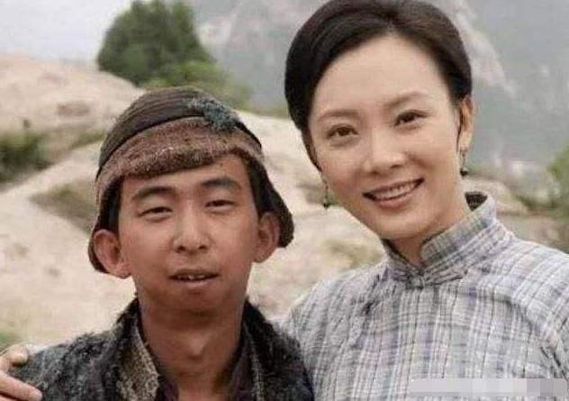 Nam diễn viên xấu nhất Cbiz: Sở hữu khối tài sản khủng và hôn nhân hạnh phúc bên vợ đẹp-3