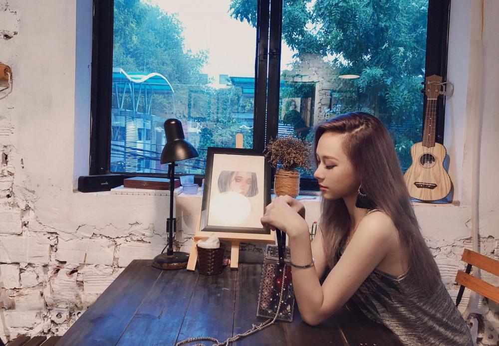 Những quán cafe đẹp lạ núp kỹ trong khu tập thể ở Hà Nội-14