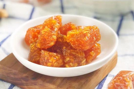 Năm nào trời lạnh nhà tôi cũng làm món kẹo này vừa ăn chơi vừa phòng cảm lạnh tốt đủ đường!