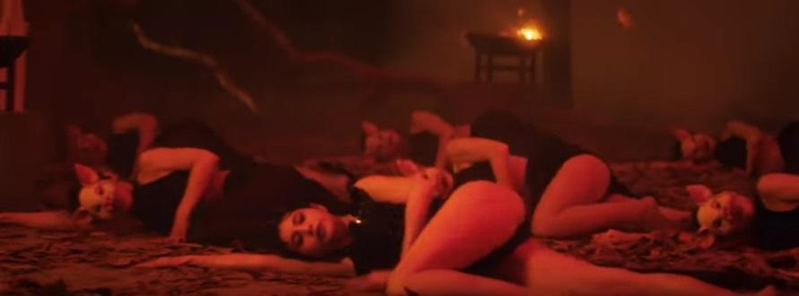 Thủy Tiên nude táo bạo, khoe vòng 3 trong MV tái xuất làng nhạc-7