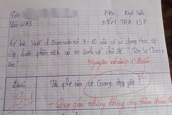 Học sinh lớp 11 làm bài đúng hết vẫn bị trừ điểm, biết lý do ai cũng ôm bụng cười