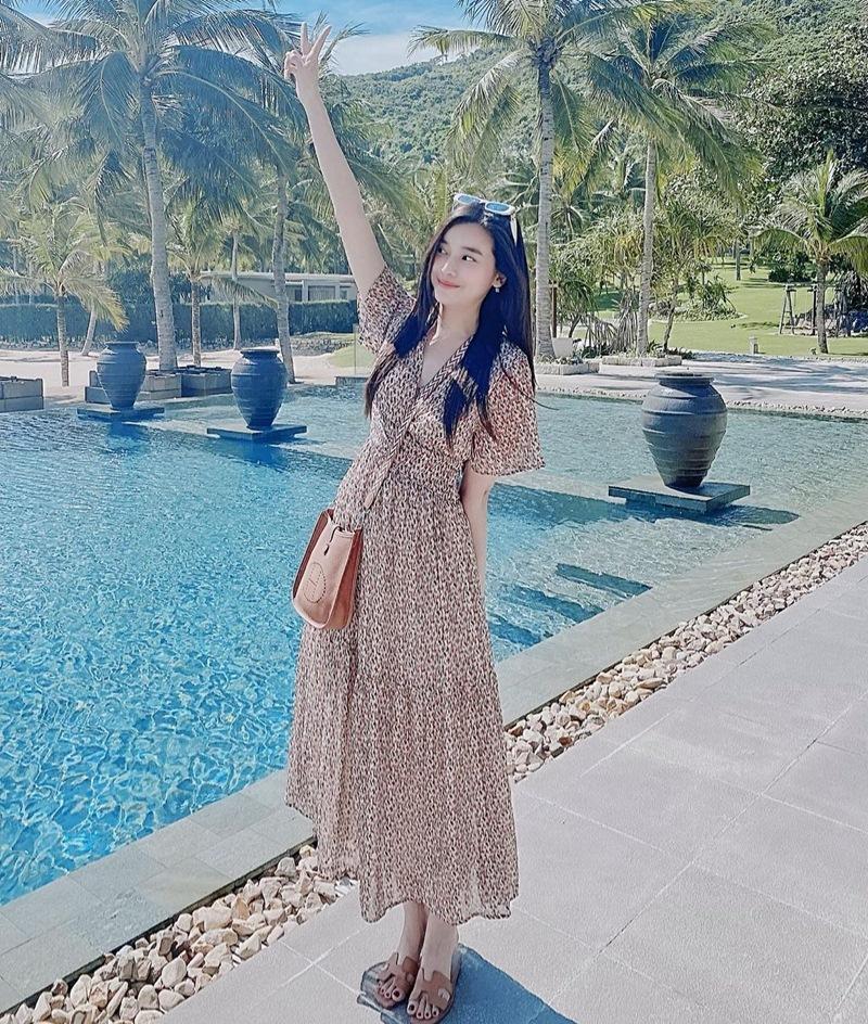 Phối đồ allblack chất lừ như Lệ Quyên - Lan Ngọc-3