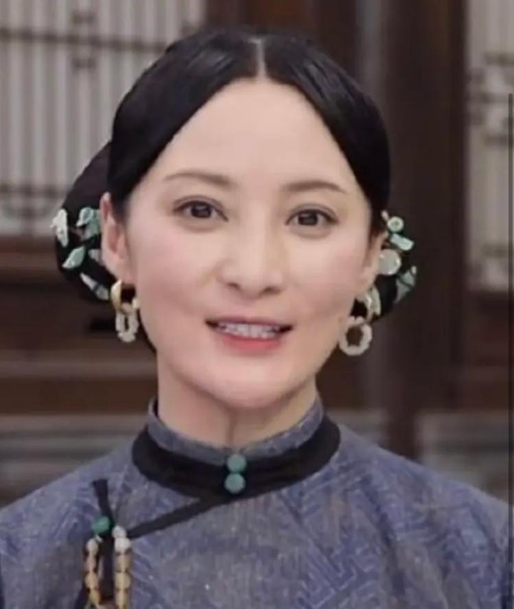 Tạo hình khó hiểu của các diễn viên trong phim mới của Vu Chính bị chê tơi tả-3