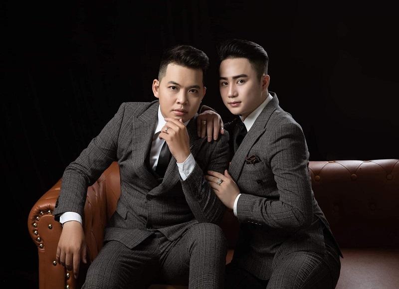 Cặp đồng tính nam ở Tây Ninh tổ chức đám cưới, ngoại hình đẹp như soái ca gây xôn xao-3
