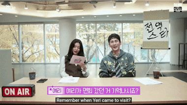 Đi giày cao gót đến nghĩa trang, Yeri Red Velvet khiến Key Shinee hạ đường huyết-5
