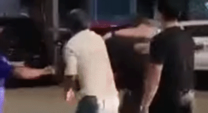 Group anti Tống Đông Khuê đạt kỷ lục thành viên, đuổi kịp bạn thân Matt Liu-3