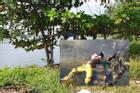 Rợn người phát hiện thi thể phụ nữ mất nửa đầu nổi trên sông Sài Gòn